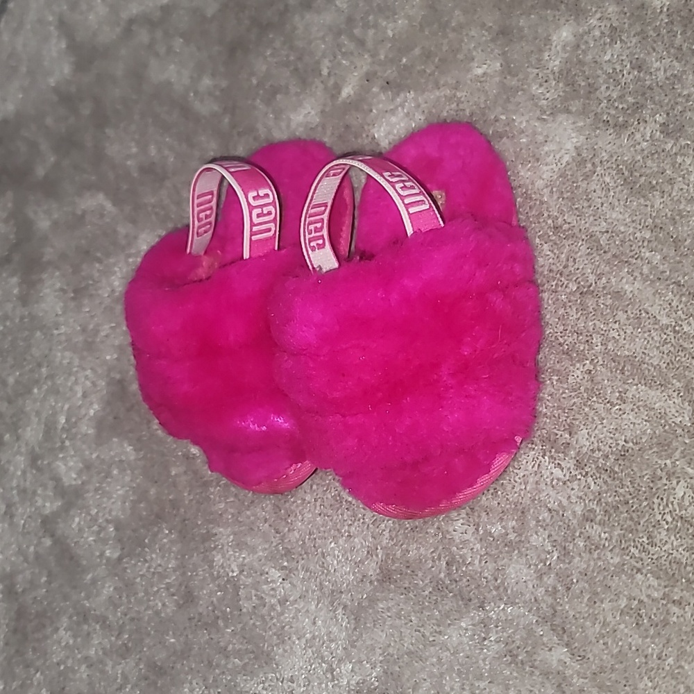 Infant pink UGGS size 4/5